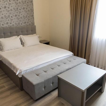 Dora Hotel Šymkent Exteriér fotografie