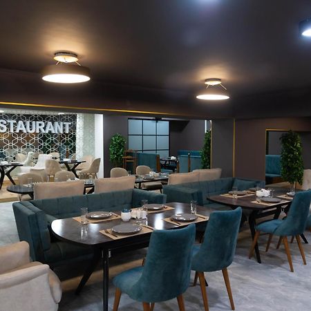 Dora Hotel Šymkent Exteriér fotografie