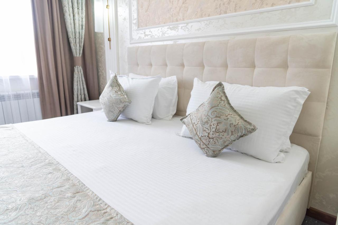 Dora Hotel Šymkent Exteriér fotografie